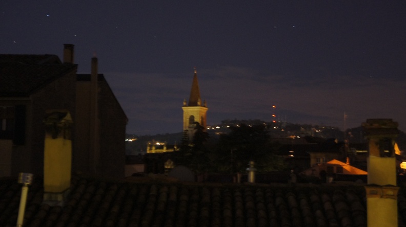 Tetti Bolognesi di notte